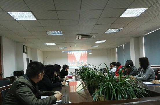 医学部举行学习党的十八六中全会精神专题会议